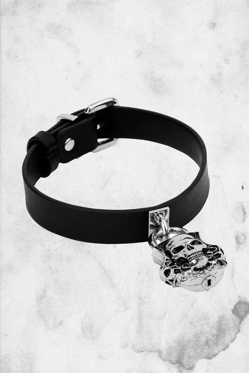 Lock Me Up Chocker – Post Mortem Horror Bootique Lock Me Up Chocker – Post Mortem Horror Bootique