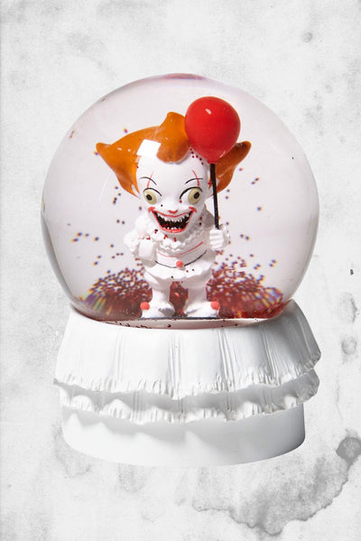 it pennywise snowglobe